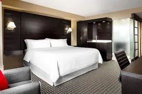 Four Points by Sheraton Mississauga Meadowvale - Chambre