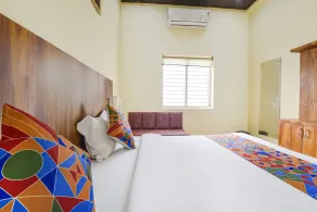 Hotel RK Residency Near,Prem mandir,Keli kunj & Bankey bihari Budget hotel in vrindavan - Camera