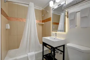 Signature Inn Medford Downtown - Salle de bain