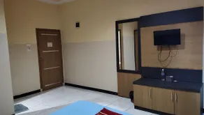 De' Premium Hotel Kartini - Room