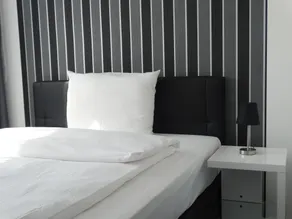 Hotel Stay - Camera
