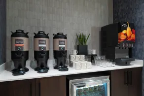 TownePlace Suites by Marriott Boston Medford - Restaurant