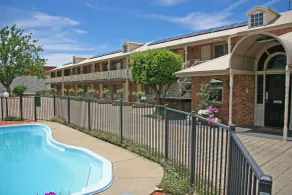 Hermitage Motor Inn - Pool