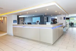 Holiday Inn Express Milton Keynes by IHG - Recepción