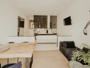 Silken Comfy Studios Hotel - Zimmer