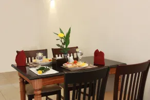 Lux Riverside Hotel & Apartment - Restaurant