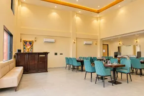 Tribhuvan Hotel and Restaurant - Restaurant