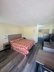 Studios & Suites 4 Less Virginia Beach - Chambre