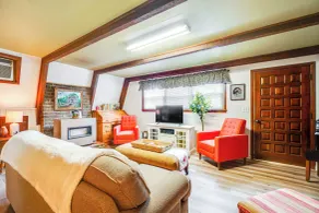 A-frame Cabin w/ Spacious Yard in Tellico Plains! - Interiør