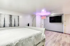 Convenient Apt: 2 Mi to Sprain Ridge Park! - Interior