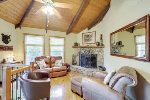 2 Mi to Skiing! Wooded Beech Mtn Retreat w/ Decks - Interior