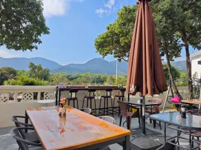 Cloud Tree Inn Boutique Guesthouse XiChong DaPeng ShenZhen 深圳大鹏西涌云树里民宿Yun Shu Li - Restaurant