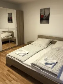 Sahara Falcon - Room