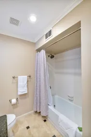 Kierland Home w Htd Pool Hot tub - Bathroom