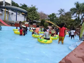 Shagun Resort & Water Park - Piscina