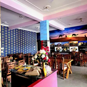 Sunrise Hotel & Restaurant - Restaurant