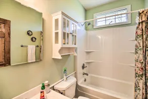 Pet-Friendly Abingdon Abode w/ Yard & Grill! - Interiør