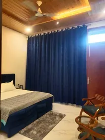The Claremont - Room
