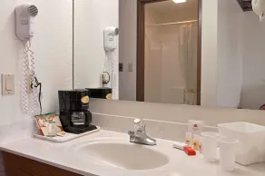 Super 8 by Wyndham Crawfordsville - Chambre