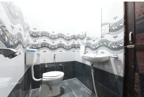 Hotel Lakhdatar Palace - Badrum