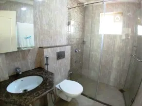 Bellagio Rezidencia | 1 BHK Service Apartment - Bathroom