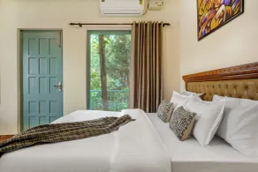 Villa bliss by Ravi and Jazz l 4bhk villa l valley view l jacuzzi l bonfire l parking - Værelse