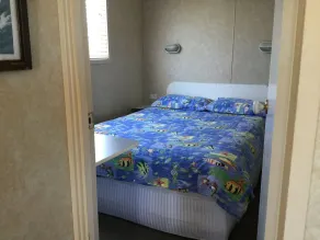 Riviera Caravan Park - Zimmer
