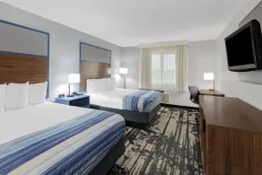 AmericInn by Wyndham Pella - Room