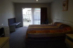 The Village Inn Hotel - Chambre