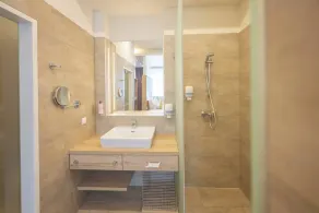 Comfort Studio With King-size Bed for 2 People 24-7 Check-in - Baño
