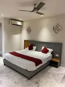 Treebo Raahgir Suites - Receção