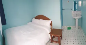 Oakridge Gardens - Room