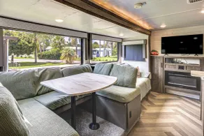 Country Cowboy RV Campsite in River Ranch 72 - Innvendig