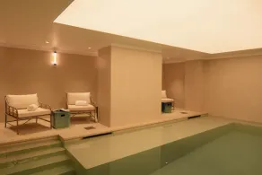 9Hotel Chelton - Pool