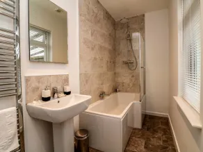 Valley View - Bathroom