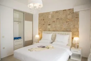 G&K Stone Suites - Habitación