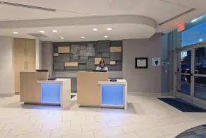 Holiday Inn Express West Los Angeles by IHG - Reception