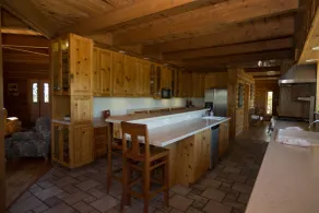 Elk Creek Lodging - Interior entrance