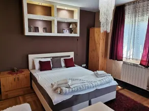 Airport Apartments - Room