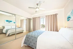 On the Bay Apartments - Room
