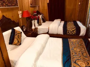 Golden Crest DALLAKE - Room