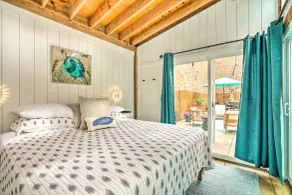 Luxury Spa Retreat: Private Courtyard & More! - Interior