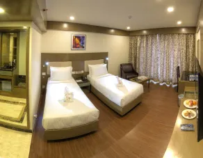 Hotel Benzz Park Vellore - Room