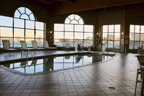 Doubletree by Hilton Hotel Racine Harbourwalk - Piscine