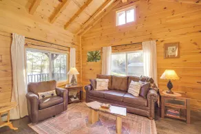 Autumn Hayward Cabin: Spring Lake & Fire Pit - Interiør