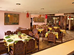 Hotel Kalinga Ashok - Restaurant