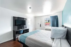 Motel 6 Tampa Near Fairgrounds - Casino - Room