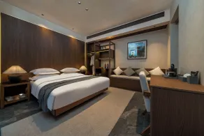 Fenghuang Yiquan River View B&B - Room