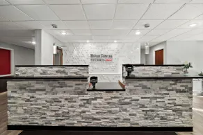 HomeTowne Studios by Red Roof East Lansing - Okemos - Reception