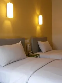 Amaris Hotel Panglima Polim 2 - Room